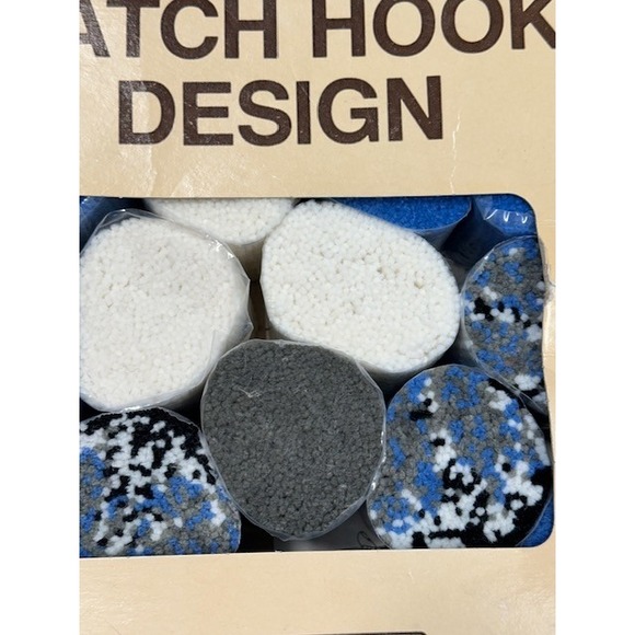 Vintage NIB National Yarn Crafts R303 Unicorn Latch Hook Kit 20x27 Inches New - Picture 5 of 6